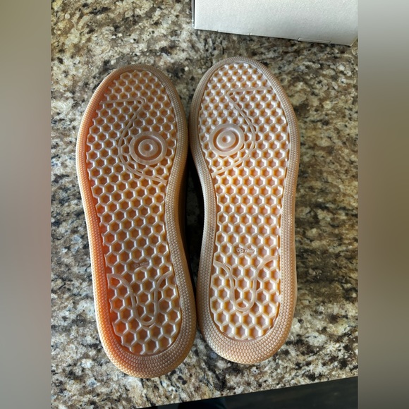 Jenni Kayne - Skater Sneaker - Size 41 - Picture 8 of 14